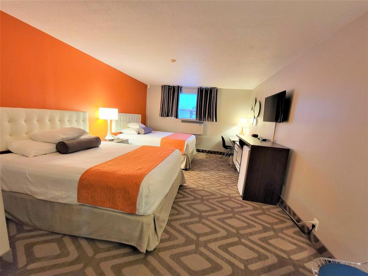 Howard Johnson By Wyndham Gravenhurst Extérieur photo