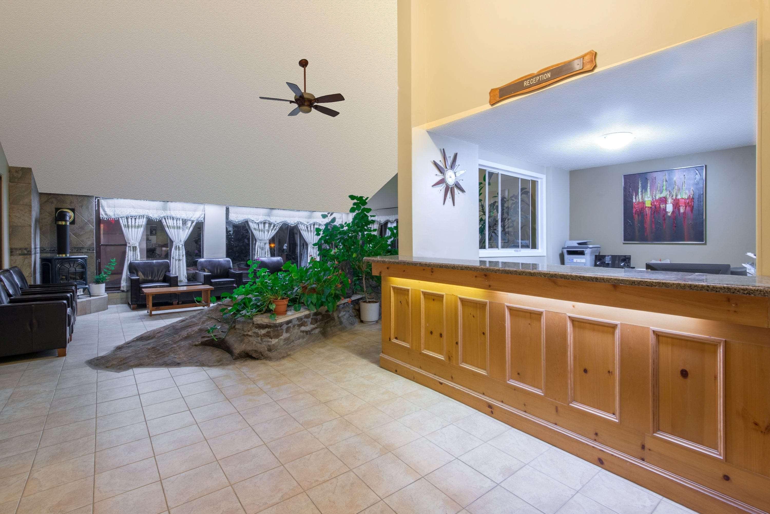Howard Johnson By Wyndham Gravenhurst Extérieur photo