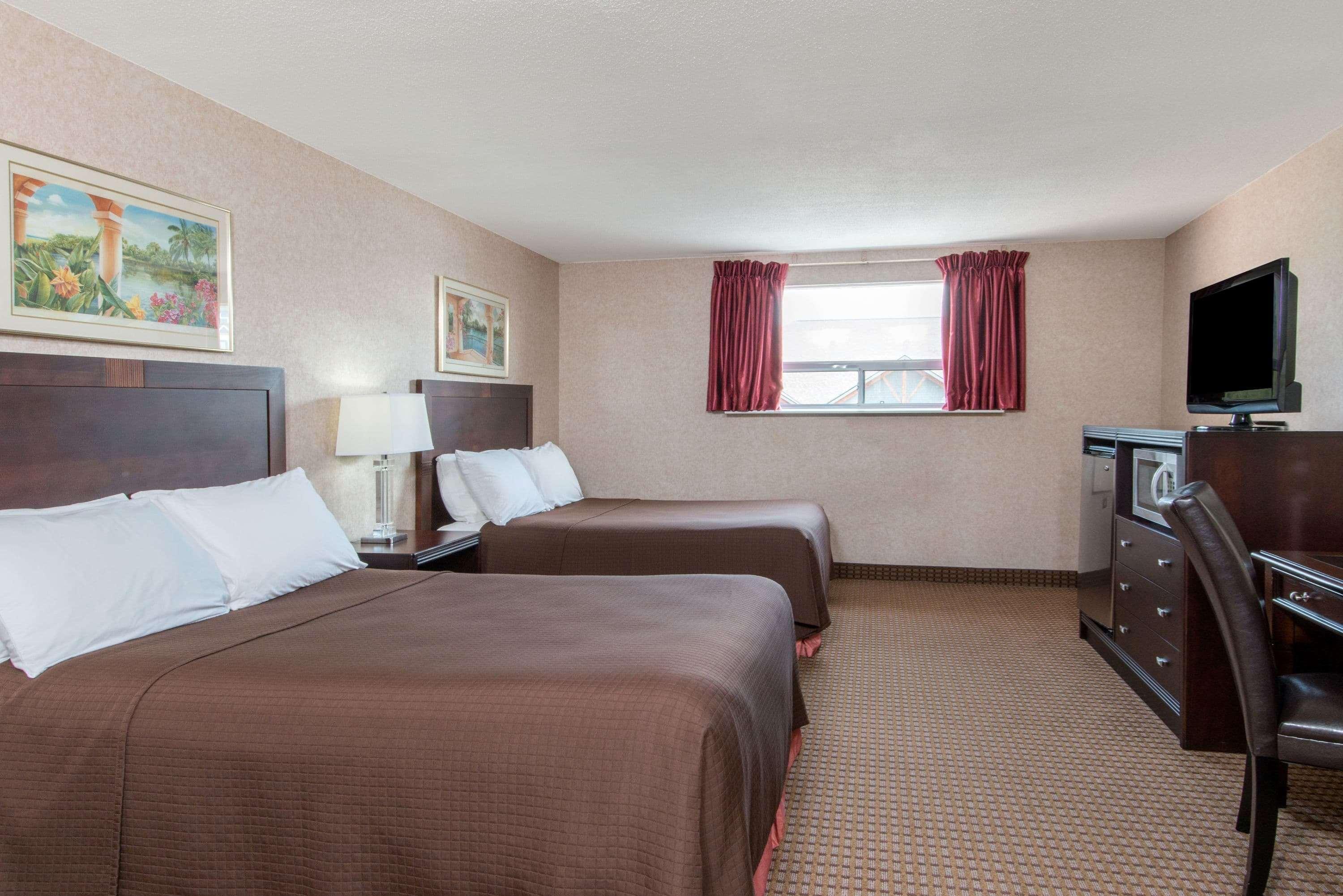 Howard Johnson By Wyndham Gravenhurst Extérieur photo